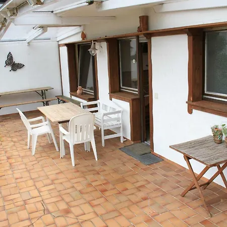 Charming 2 Bedroom Between Dusseldorf And Cologne Leverkusen