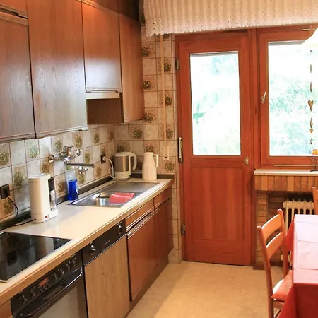 Charming 2 Bedroom Between Dusseldorf And Cologne Leverkusen