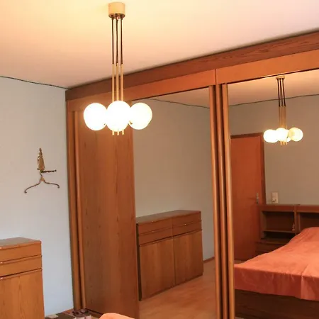 Charming 2 Bedroom Between Dusseldorf And Cologne *